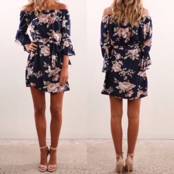 Off Shoulder Bell Sleeve Floral Dress - Picture 2 of 2